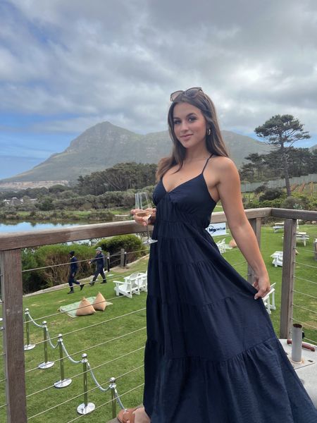 Wine Tasting Outfit 🥂 Navy is sold out but I linked the dress for when it’s back in stock 🤍
-
Wedding Guest Dress, Travel Outfit, Summer Dress

#LTKFindsUnder100 #LTKTravel #LTKStyleTip
