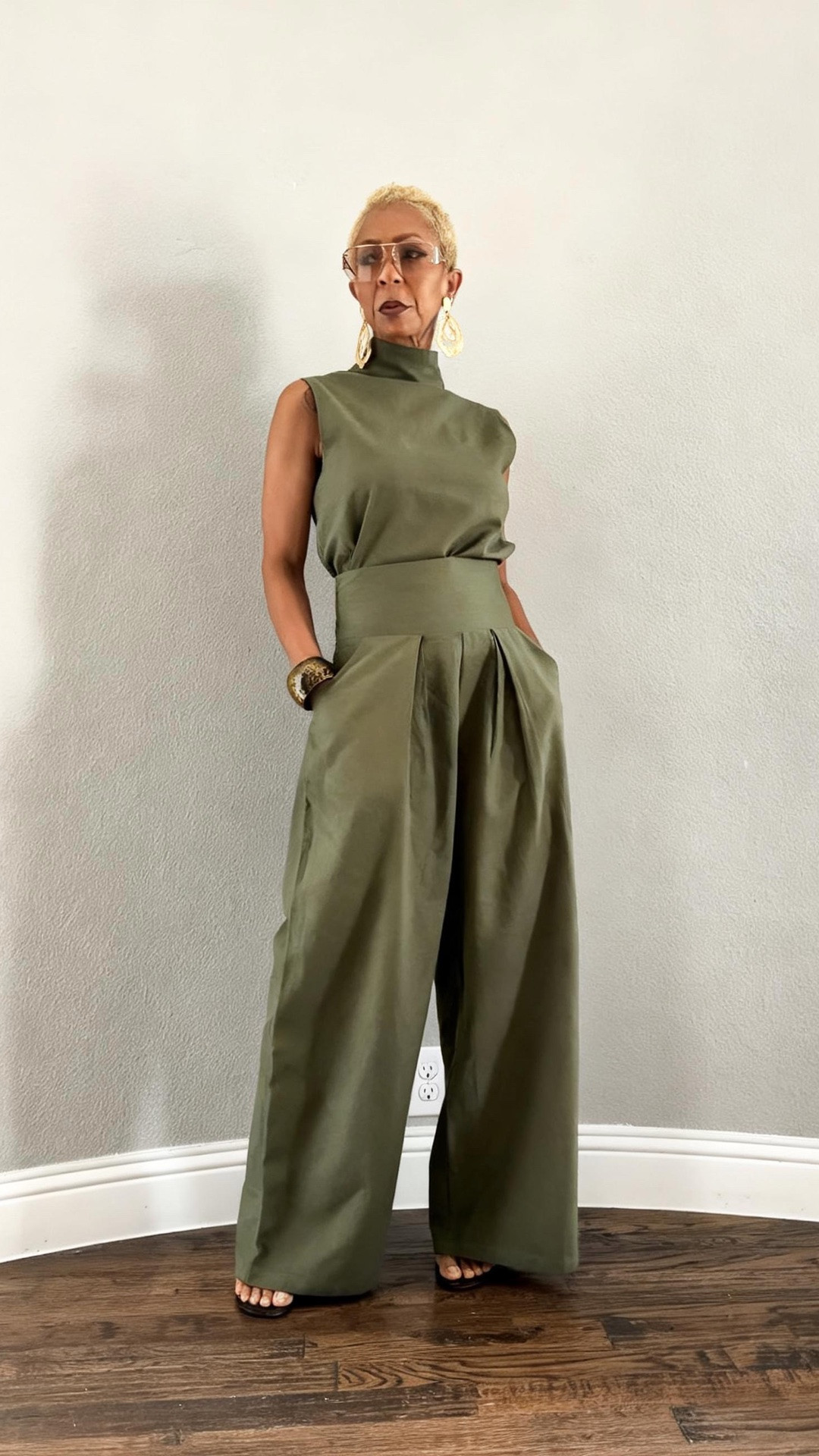 My fall wardrobe is starting to come together. I’m in the early stages of shopping, but I had to share my latest addition! @Modesees_trends
Find everyday refined pieces at Modesees. Use this code for a 15% discount: HRTB15
Check my bio to find the link!
#Modesees #GRWModesees #OOTD