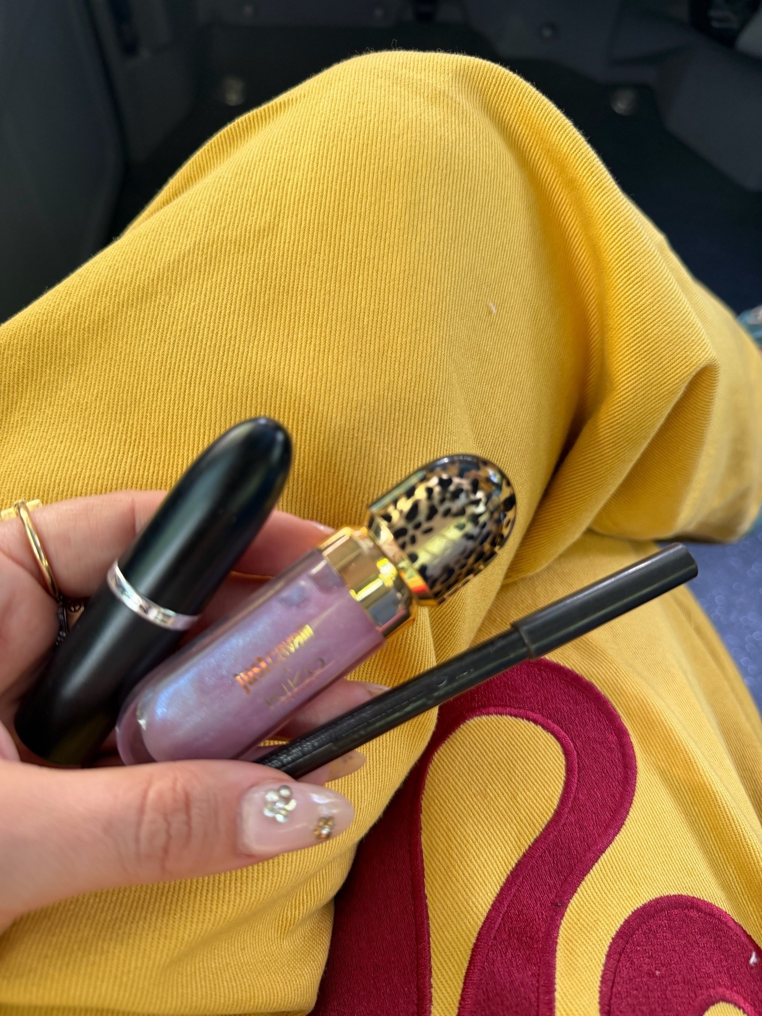 Lip combo of the day… Mac cork liner & honey love lipstick with kiko x just cavalli 3d hydra gloss 04

#LTKbeauty