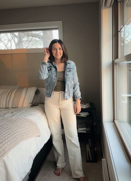 spring outfit w/ cream high rise pants 

wild fable jeans, cream pants, spring style, target style, old navy style, Jean jacket 

#LTKstyletip #LTKxTarget #LTKSeasonal