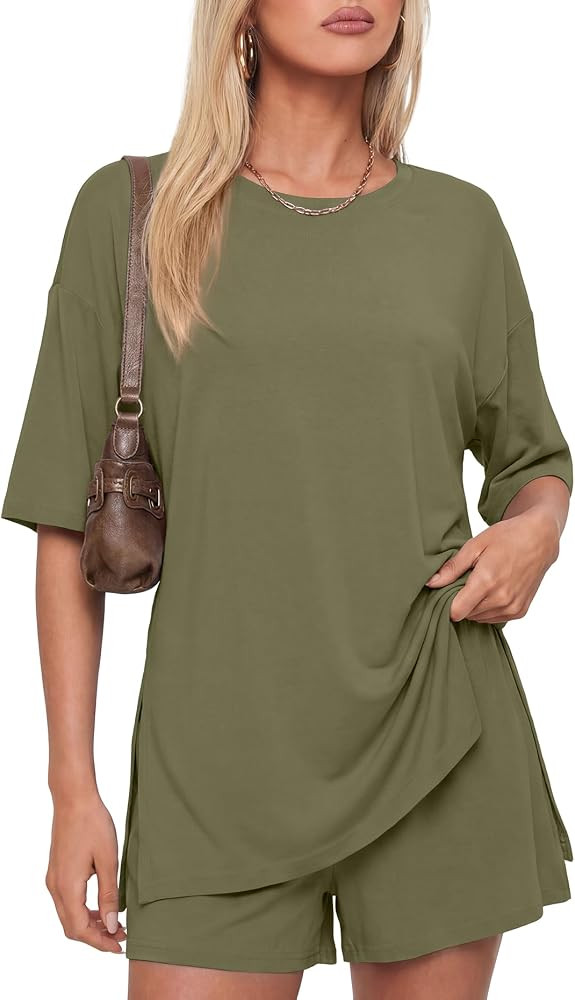 Darong Women's 2 Piece Lounge Set Short Sleeve Boxy T-shirt & Shorts Comfywear Summer Pajama Set ... | Amazon (US)