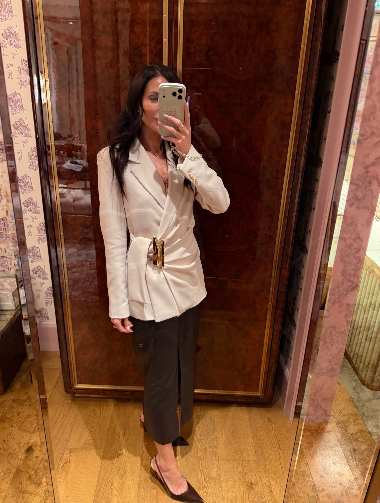 Zara outfit I’m wearing s in blazer, xs in short. Shoes tts but if in between sizes, size down 

#LTKvlog #LTKNYFW #LTKgrwm