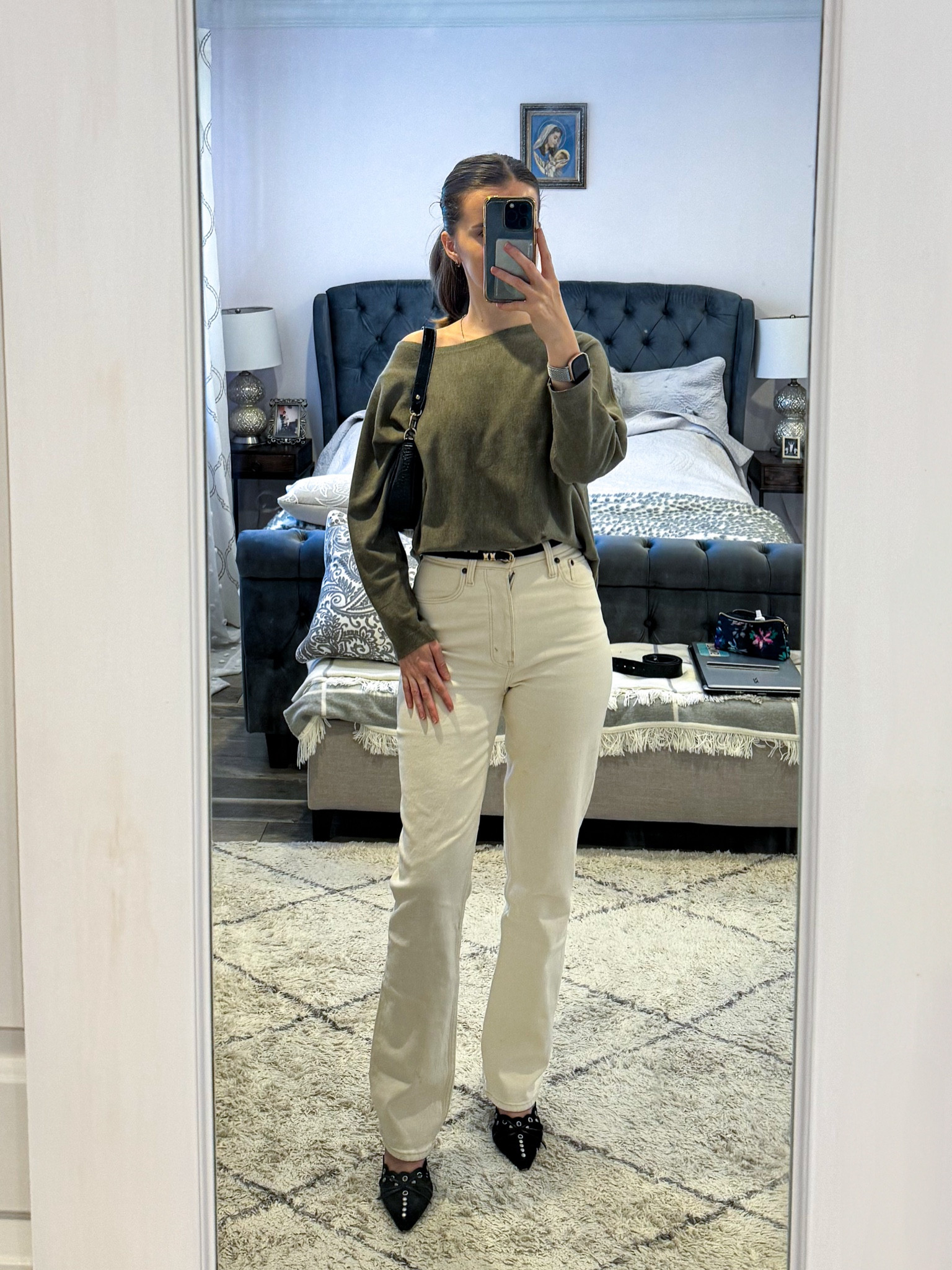 A green sweater paired with white jeans, kitten heels, and a handbag makes a cute fall outfit idea.
.
.
.
.
.
#LTKSeasonal #LTKHoliday #LTKU #LTKSaleAlert #LTKGiftGuide #LTKWorkwear #LTKTravel #LTKShoeCrush #LTKItBag 

Fall outfits | fall shoes | fall sweaters | sweater and jeans | holiday sweater | knit sweater | fall jeans outfit | jeans and heels | casual jeans | cream jeans | white jeans outfit | bow heels | black heels | fall bags | black shoulder bag 

#LTKStyleTip #LTKFindsUnder100 #LTKFindsUnder50