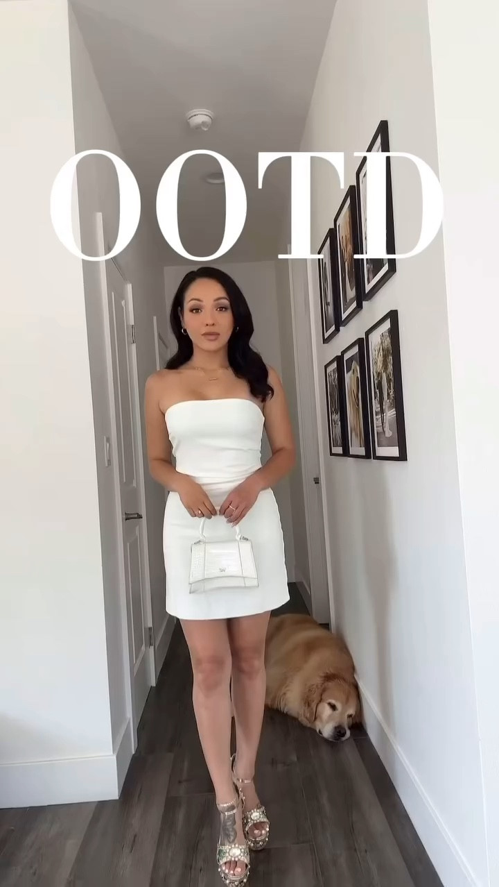This little white dress is so perfect and versatile for summer! It’s by whitefox (fool me once dress in size xs) and I’ve linked some similar!

I love that it can be dressed up for an event like I did here or worn with sneakers and a denim jacket for a casual look.

ootd ootn lwd little white dress summer fashion

#LTKStyleTip #LTKFindsUnder100 #LTKSeasonal