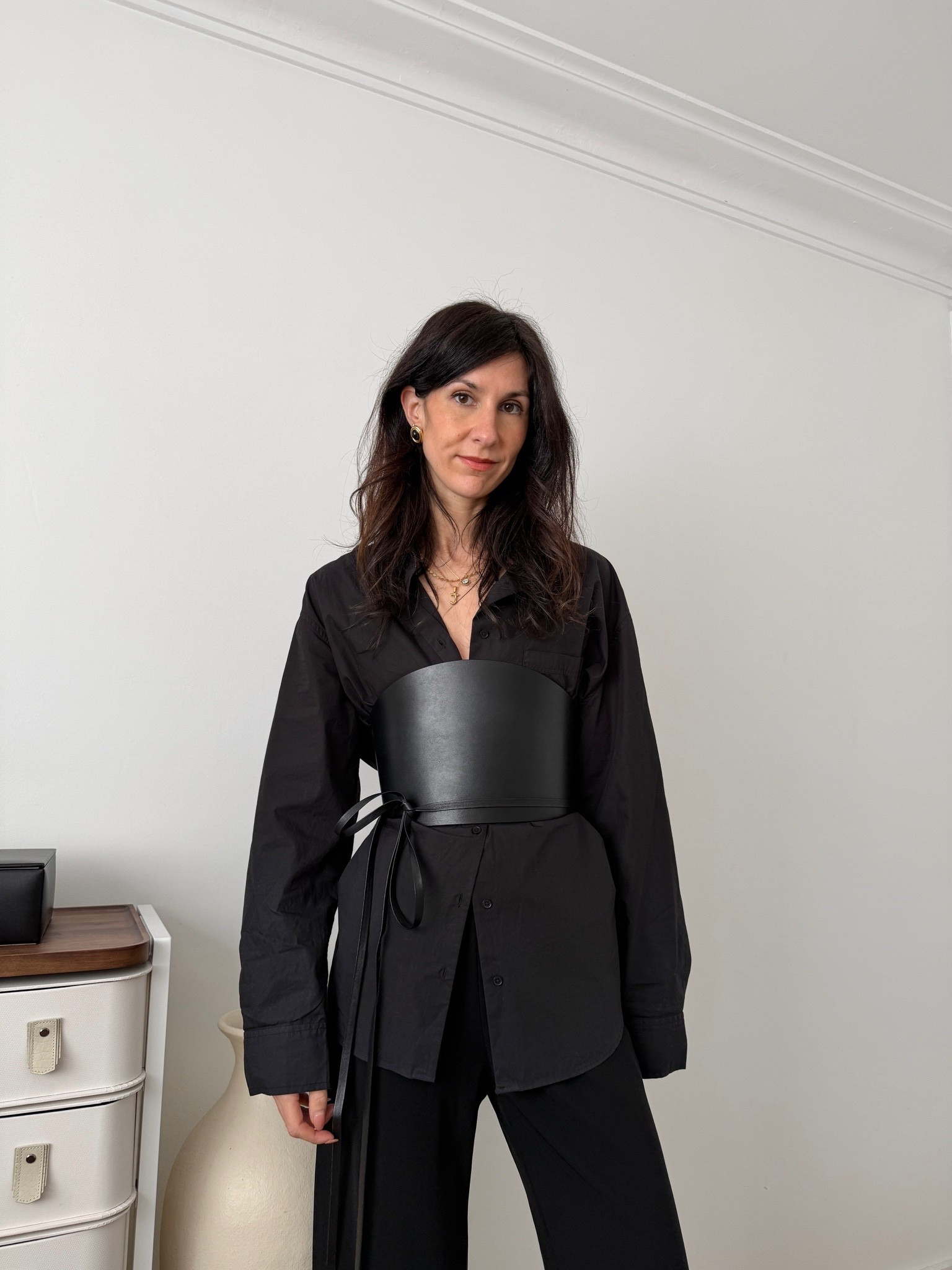 When the belt IS the outfit 😍

@netaporter #ad
