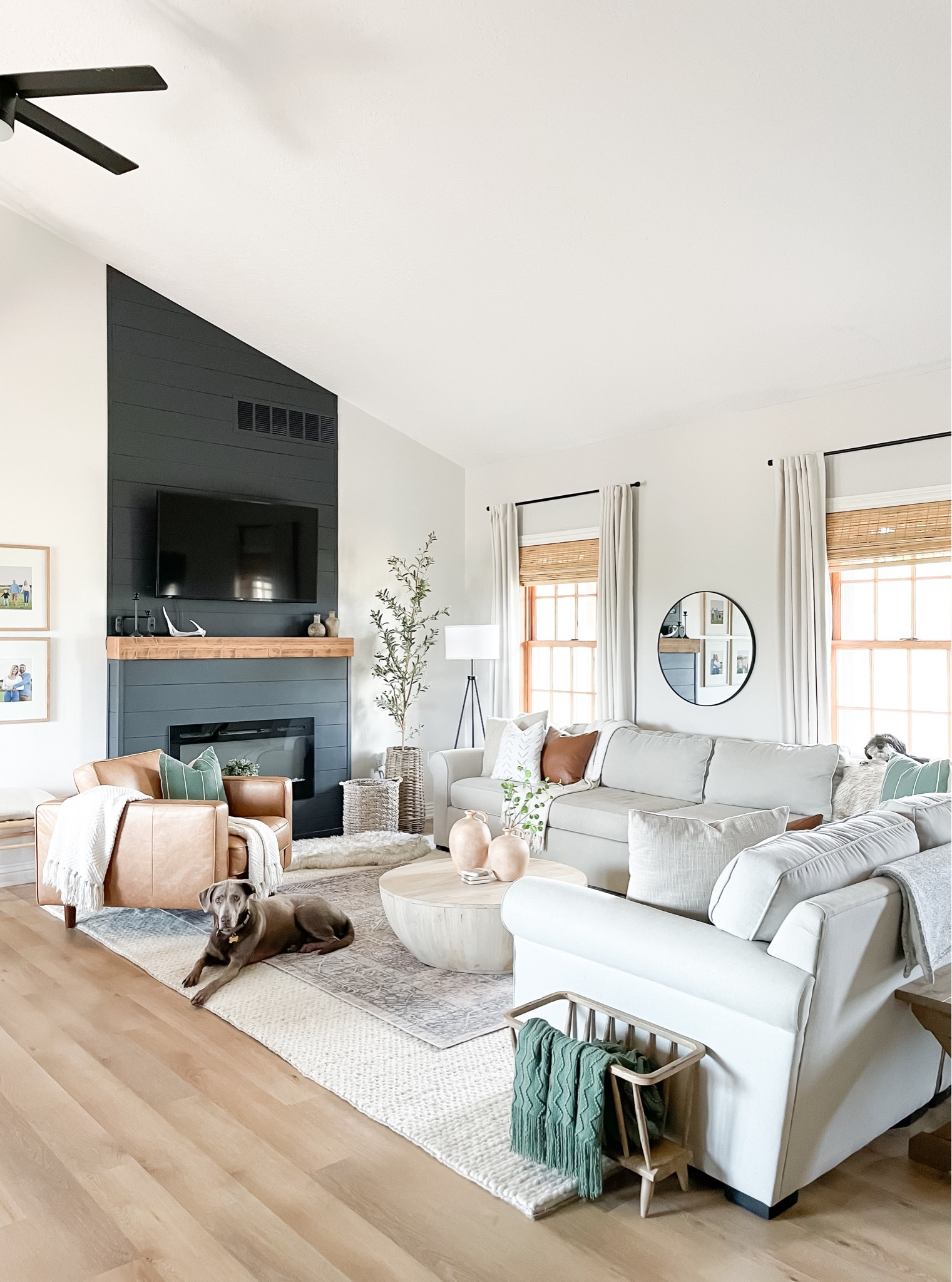 Organic modern living room design  

#LTKhome