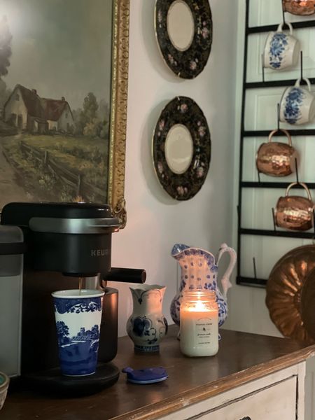 My Travel Mug & Coffee Bar Favs

I just found the prettiest travel mug in classic blue and white. It’s perfect for mornings in the garden or errands around town.

I’ve also linked some of my coffee bar favs including my Keurig with frother and my coffee mug rack.

#LTKHome