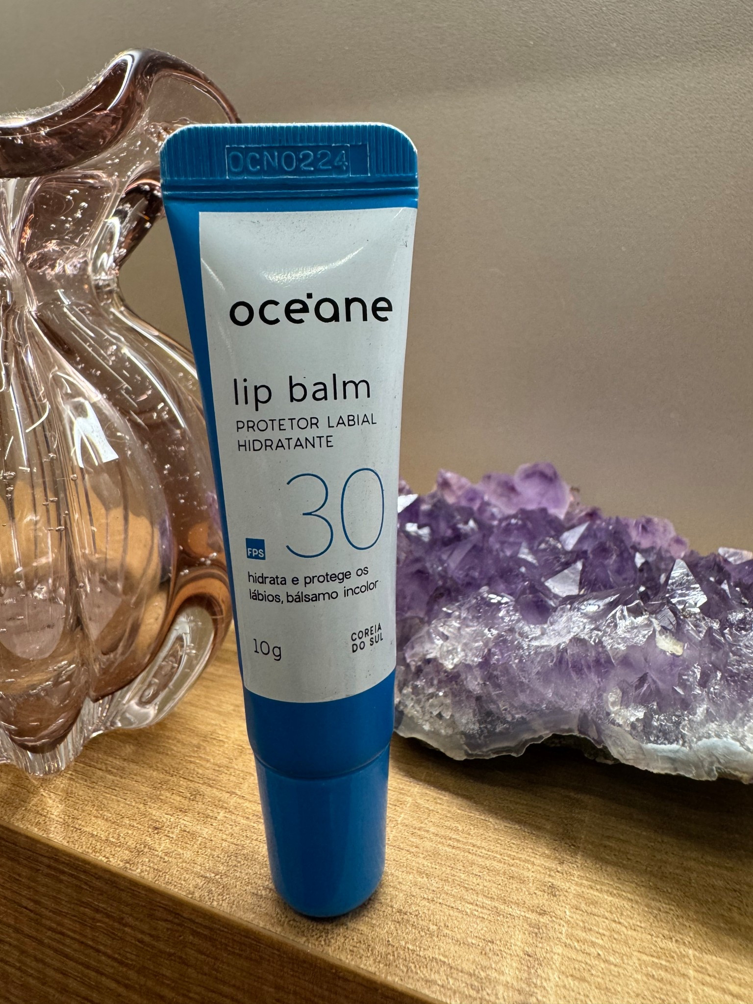 Lipbalm da Oceane, com protetor solar, protege e hidrata os lábios. 


#LTKsummer #LTKbolsa #LTKbeleza