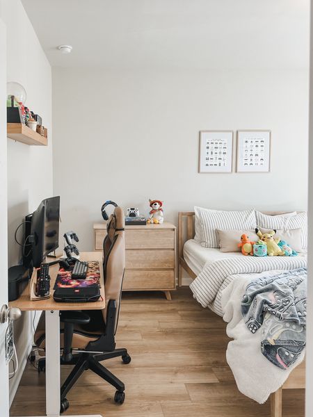 Light and bright boys room featuring affordable furniture finds, cozy bedding and all the gamer accessories.


Amazon finds, boys room, young child room, linen bedding, bedding favorites, shop the look

#LTKhome #LTKsalealert #LTKfindsunder50