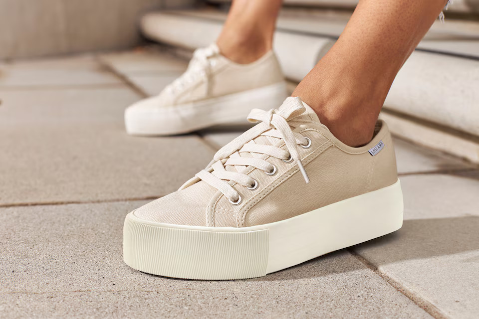 LASCANA Sneaker in Creme | ABOUT YOU (DE)