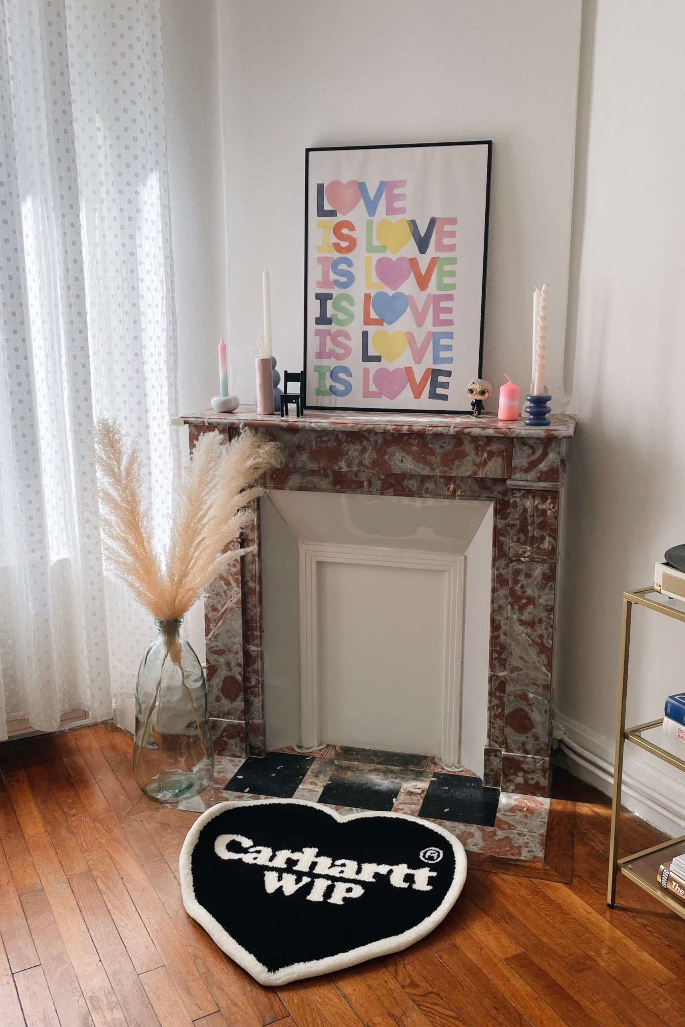 Déco moderne pour ancienne cheminée appartement parisien 

#LTKeurope #LTKfrance #LTKhome