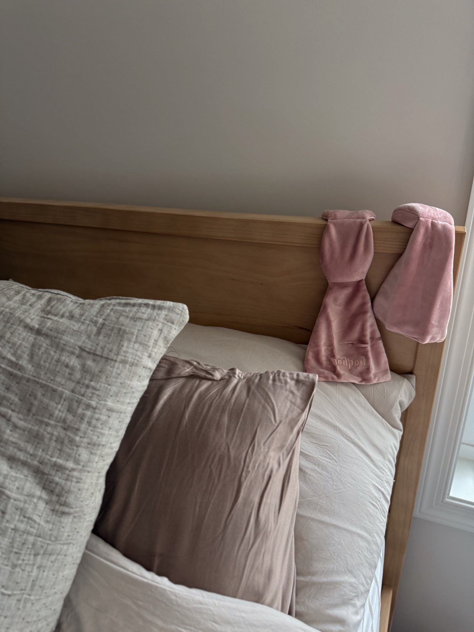 nodpod for the win! the best sleep or even stress free me time in between chasing my kids

#LTKFindsUnder50