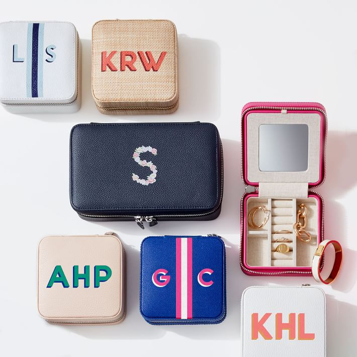 Small Raffia Travel Jewelry Case | Mark and Graham