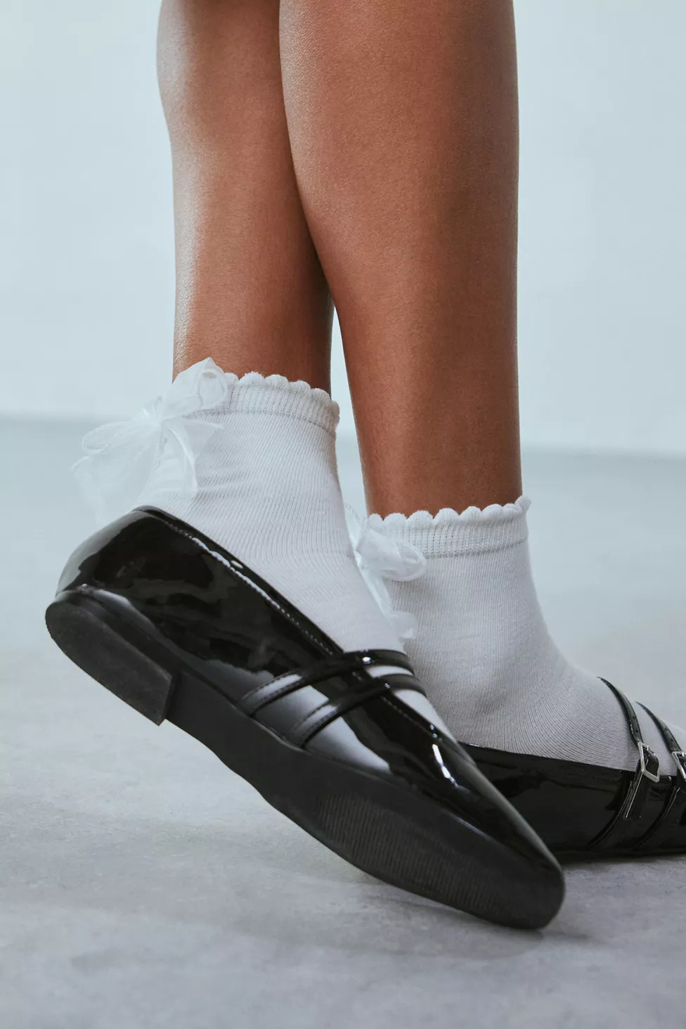 Oversized Bow Crew Sock | Urban Outfitters (US and RoW)