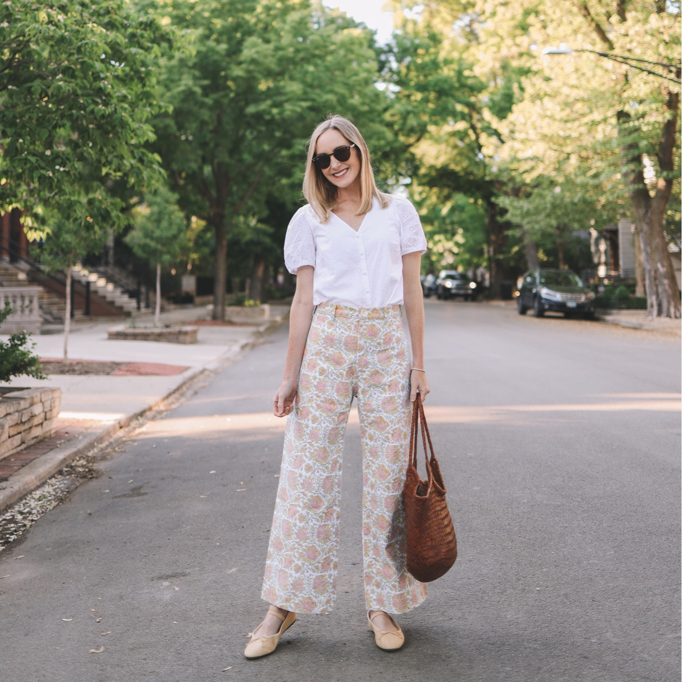 Spring in Chicago 🌷 (my pants are $110 today with code “SHOPEARLY.” I adore them! Be sure to size up 1-2 sizes… SERIOUSLY. 😆)  

#LTKitbag #LTKsalealert #LTKSeasonal