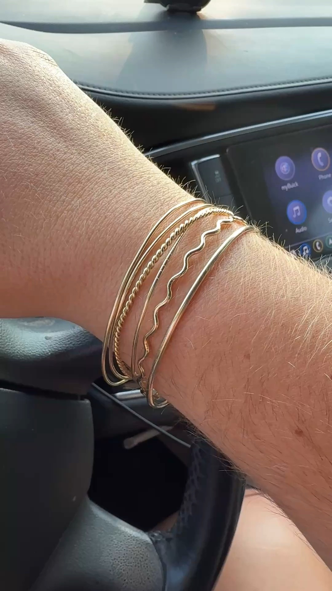 My birthday gift! I love my Yearly Co bangles and the wavy one has been on my wish list for years!!

#LTKselfcare #LTKstorytime #LTKootd