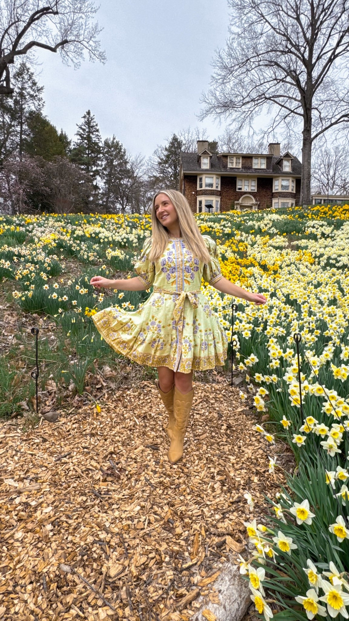 The perfect dress for spring! (Wearing a size small.)

#LTKPetite #LTKTravel #LTKSeasonal