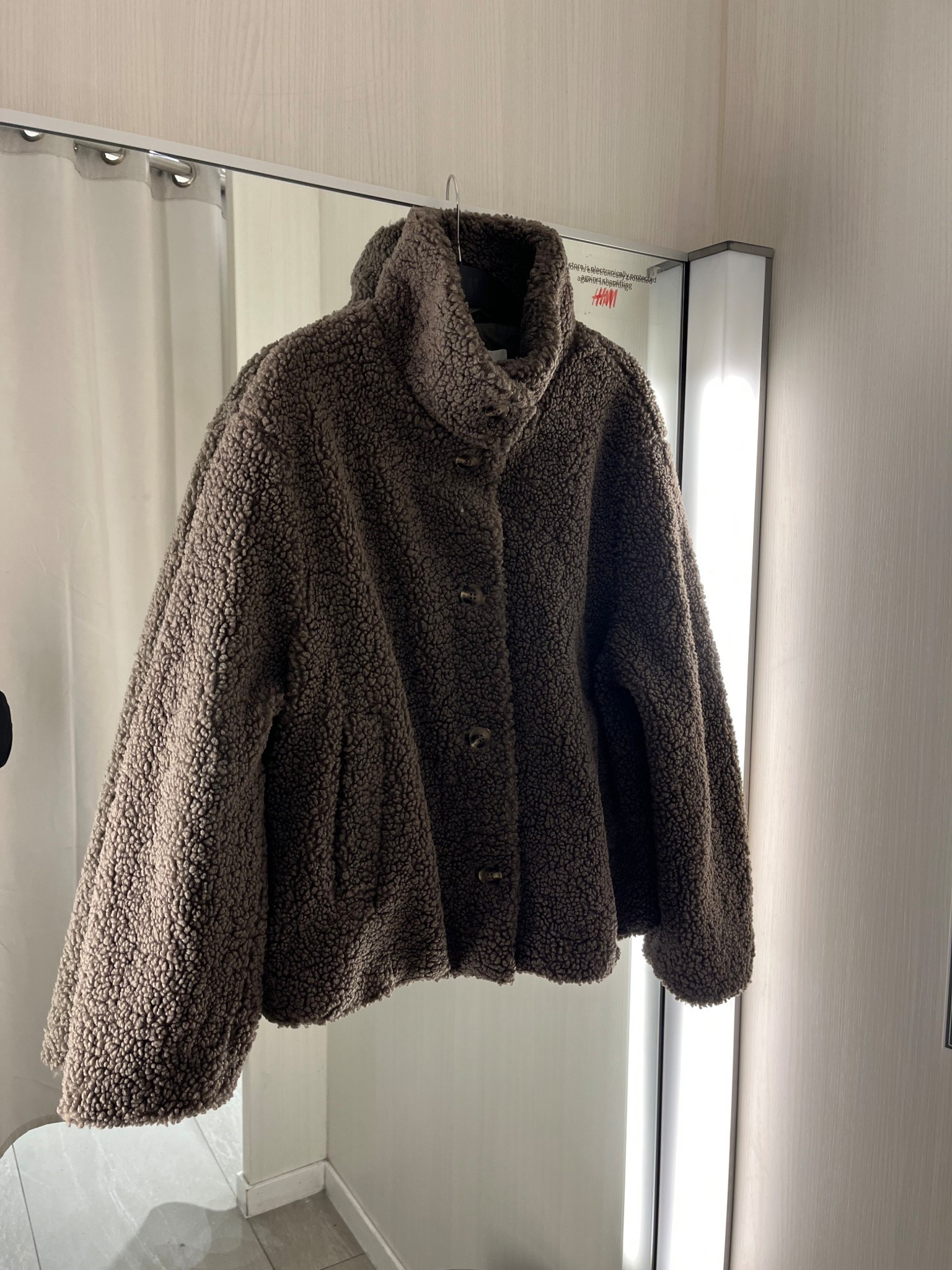 Teddy coattt SZN🤎🥹

#autumn #hm #zara 
Tags: autumn outfits, autumn jacket, espresso brown, jeans, boots, knee high boots, leather jacket, brown suede jacket sweater , autumn  , office outfit , autumn outfit , jumper , knitwear , H&M , Zara , autumnal dress , tights, boots , leggings , Uggs , trench coat, Ugg boot , rocky oak , suede bomber 

#LTKwinter #LTKgiftguide #LTKautumn