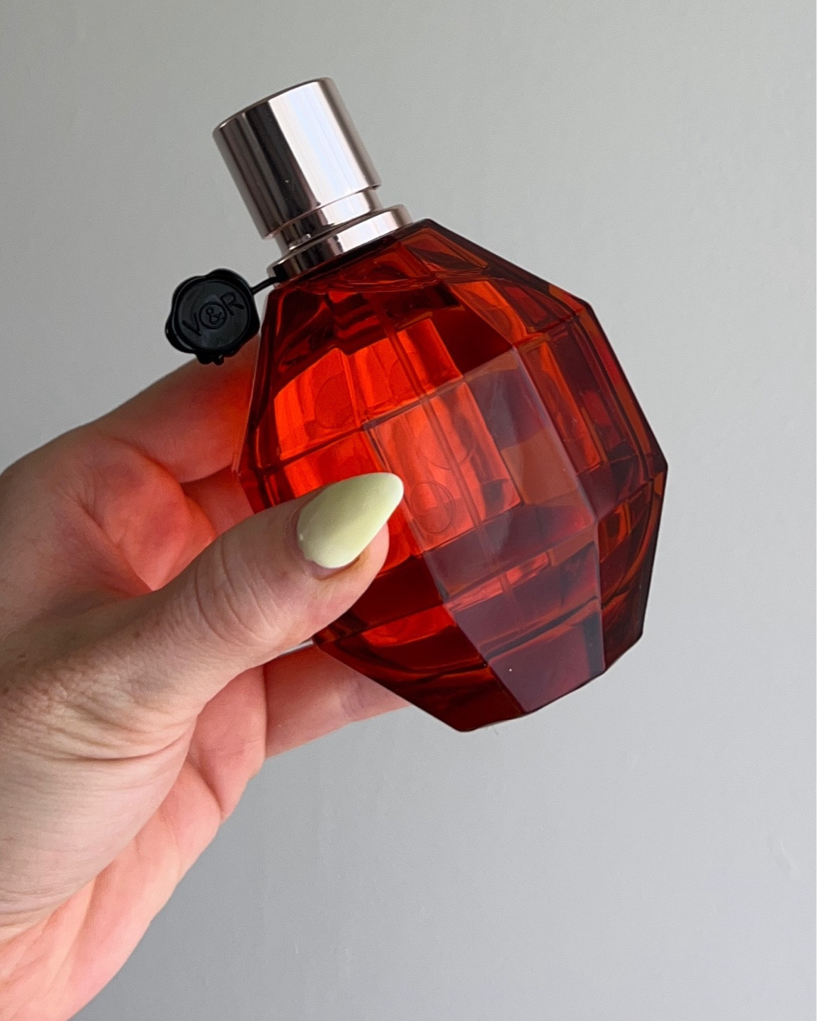 this smells so yummy and fruity ! 

#LTKSeasonal #LTKBeauty #LTKBacktoSchool