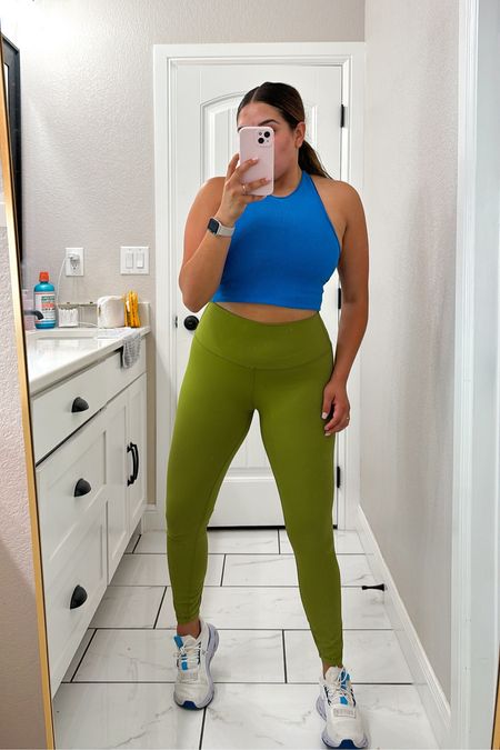 Wednesday Workout fit 

Workout Wear | Amazon Leggings | Amazon Finds | Free People | Activewear | 

#LTKU #LTKfitness #LTKActive