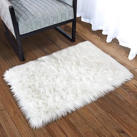 LOCHAS Super Soft Fluffy Faux Sheepskin Fur Area Rug, Living Room Bedroom Floor Shaggy Silky Plus... | Amazon (UK)