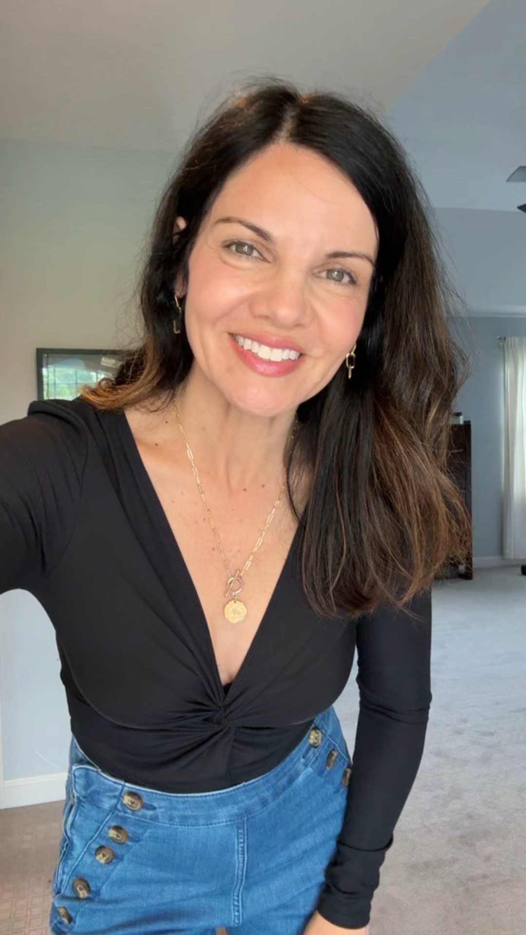 Calling all high waisted jean girlies!! These are just too good not to share! They are so perfect for summer…I love them with a wedge or even a flat. They are under $40 so grab yourself a pair! 

#LTKFindsUnder50 #LTKStyleTip