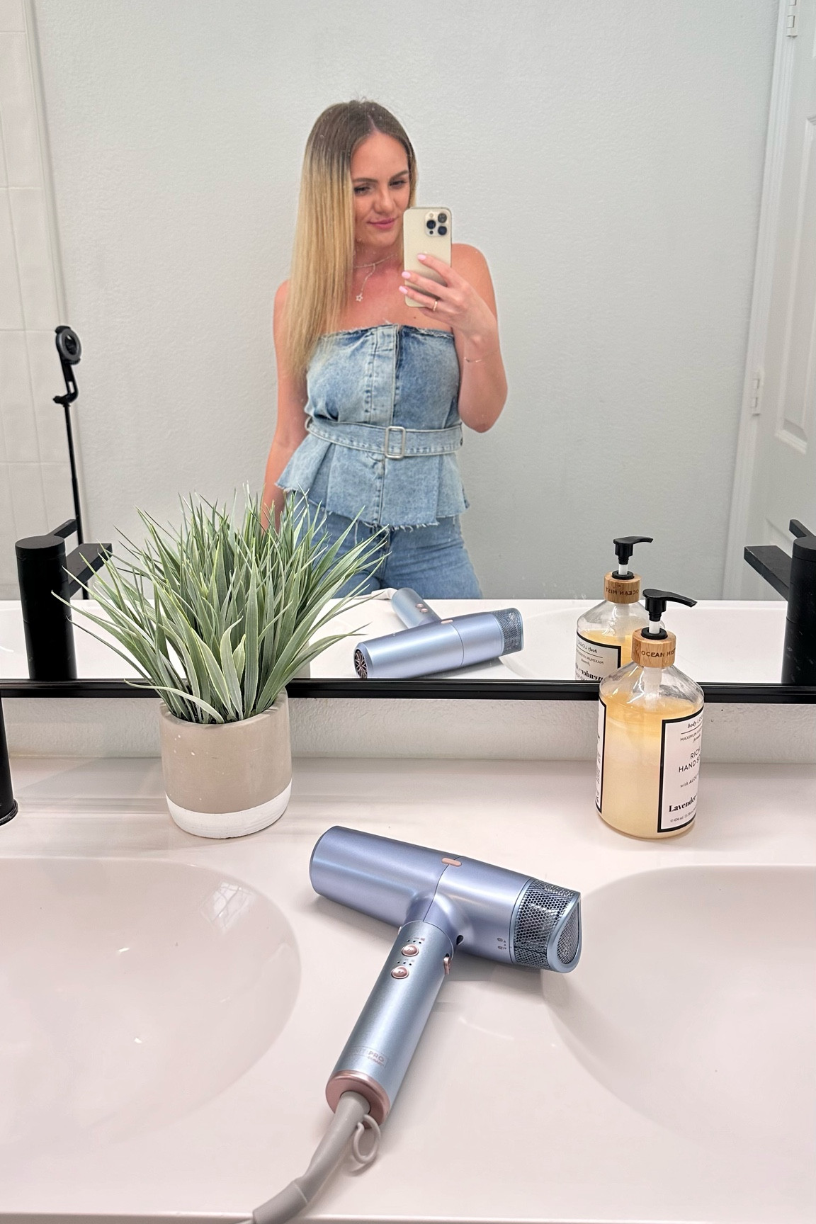 The most powerful hairdryer by Conair 😍Now it’s my favorite ❤️

#LTKhome #LTKbeauty