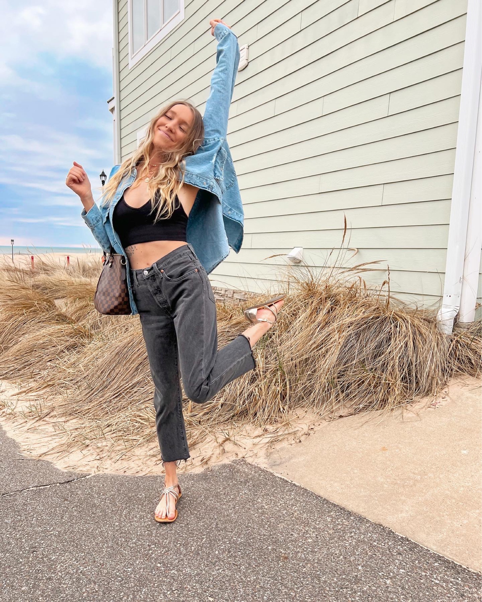 Levi jeans, jean shacket, denim, fall outfit