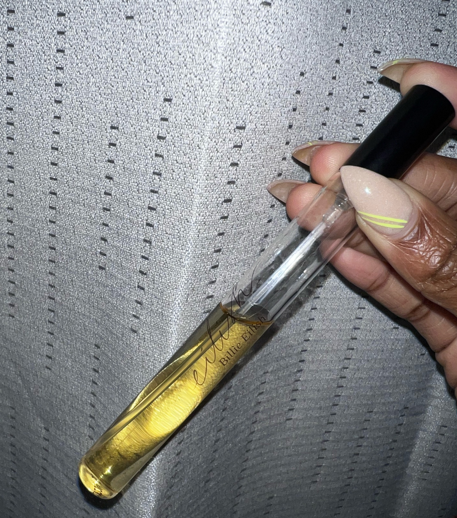 A vanilla fragrance that always gets me compliments- and it’s affordable! 
With notes of sugar, berries, vanilla, cacao, rose, tonka, musk, & woody notes, this fragrance is comforting and cozy and the perfect gourmand that is a well-rounded vanilla with some depth! Mostly fall/winter appropriate and has decent longevity that varies from person to person  

#LTKbeauty #LTKunder50 #LTKFind