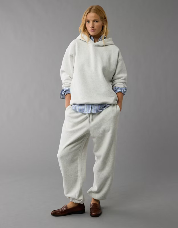 AE Everyday Luxe Hoodie | American Eagle Outfitters (US & CA)