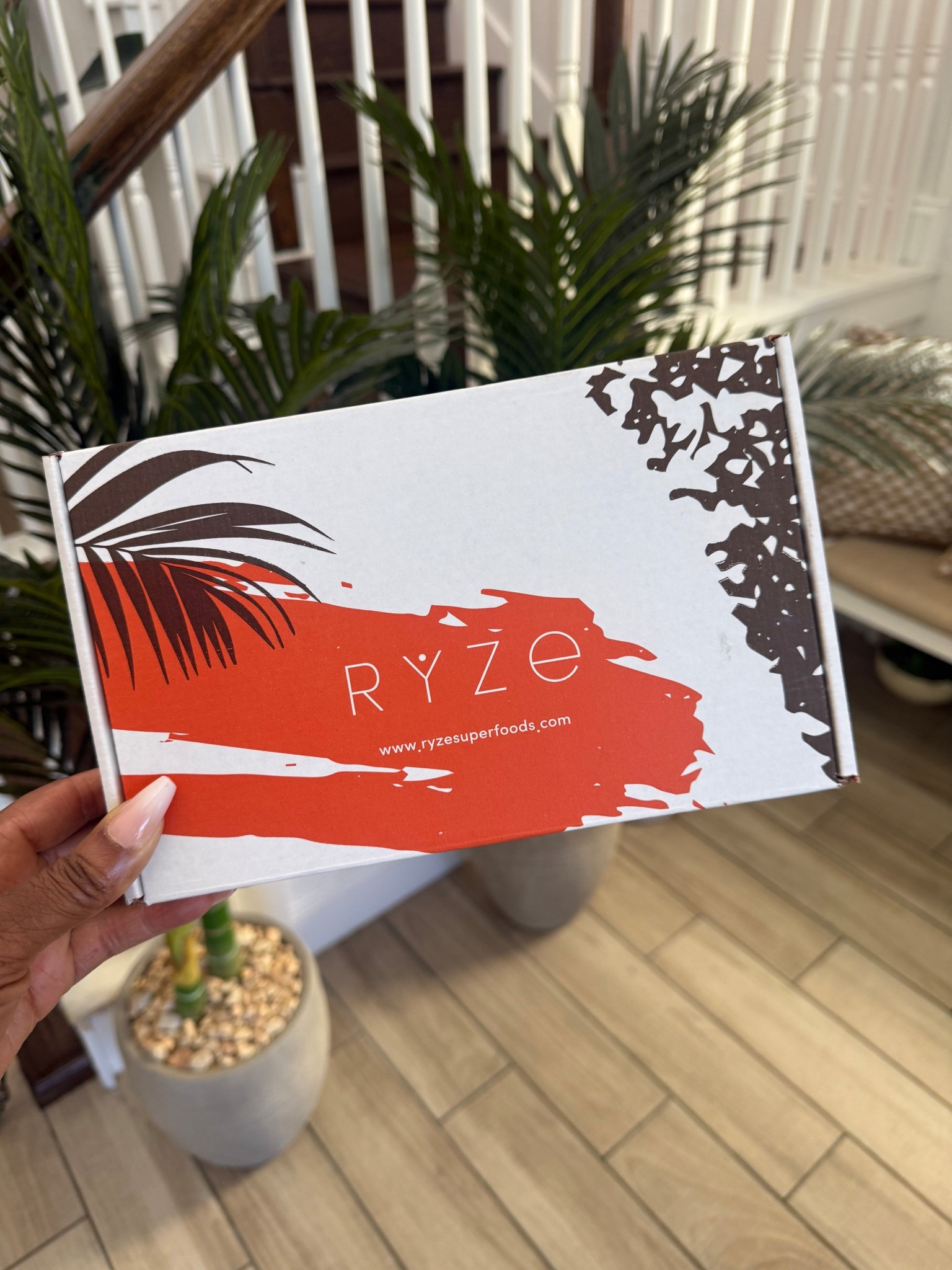 Have y’all tried RYZE yet? I’ve seen so many people post about this, so now I’m finally gonna give it a try. I tried it last night for the first time and it was actually pretty good. But apparently supposed to have a ton of benefits so I guess we’ll see. ￼