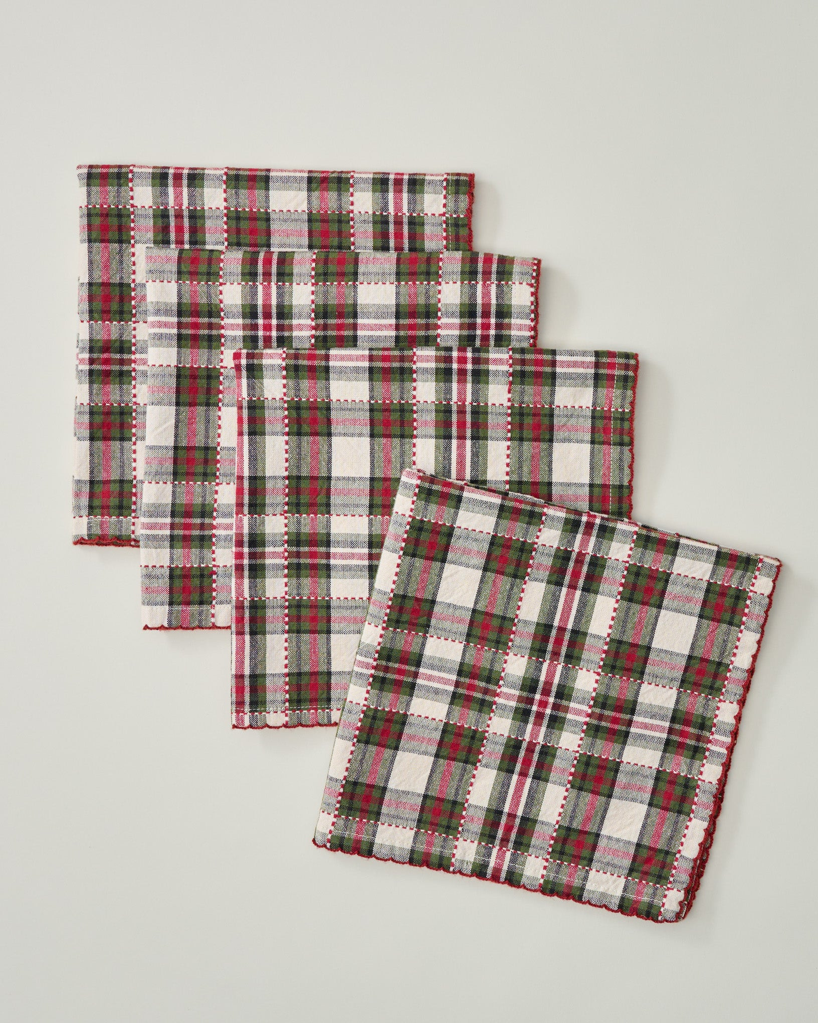 Classic Christmas Plaid Napkin Set of Four | Magnolia