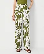 The Seamed Side Zip Straight Pant in Tropical Print | Ann Taylor (US)