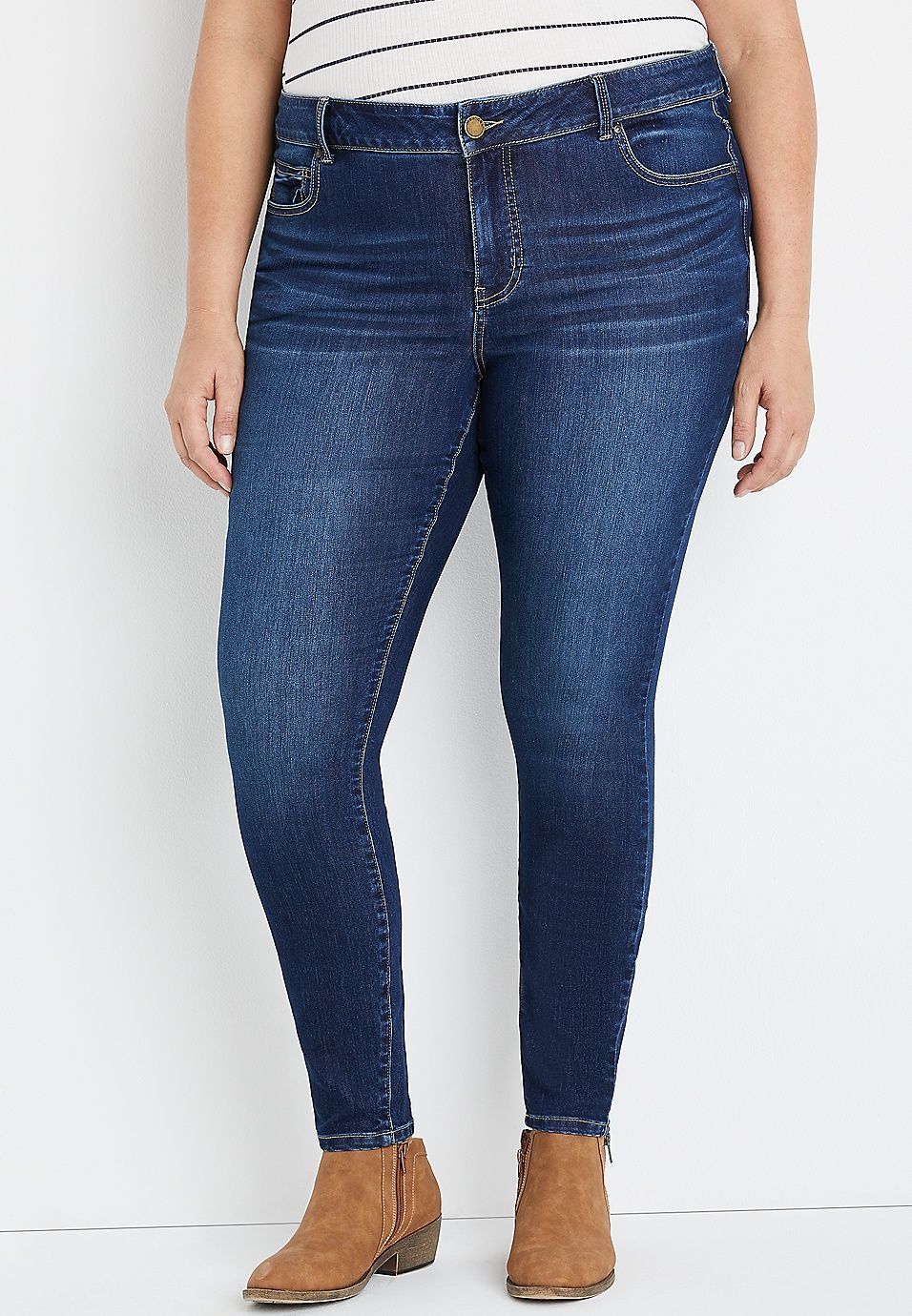 Plus Size m jeans by maurices™ Everflex™ Super Skinny Mid Fit Mid Rise Jean | Maurices