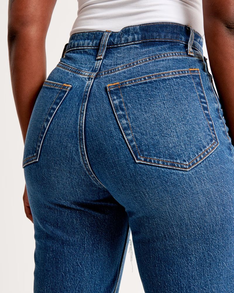 Women's Curve Love Ultra High Rise 90s Straight Jean | Women's Up To 25% Off Select Styles | Aber... | Abercrombie & Fitch (US)