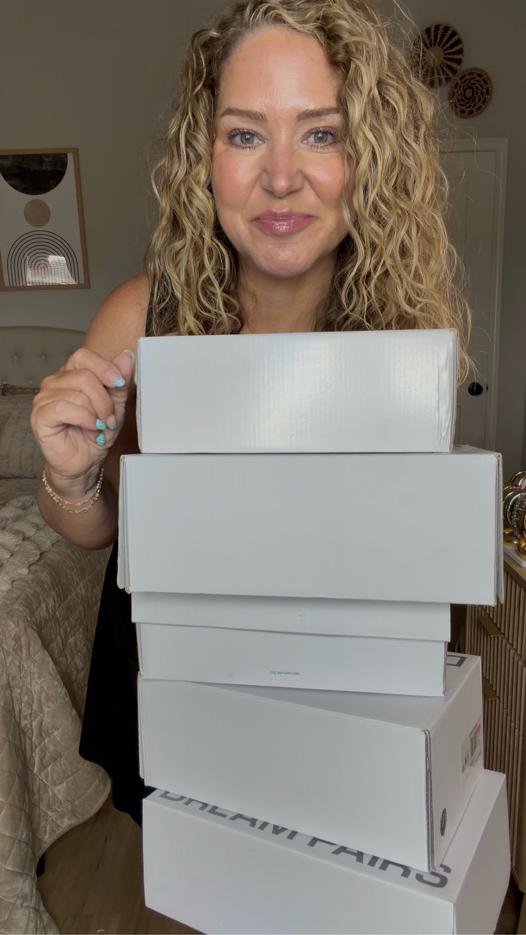 True to size and wide foot friendly 

#LTKOver40 #LTKPetite #LTKMidsize