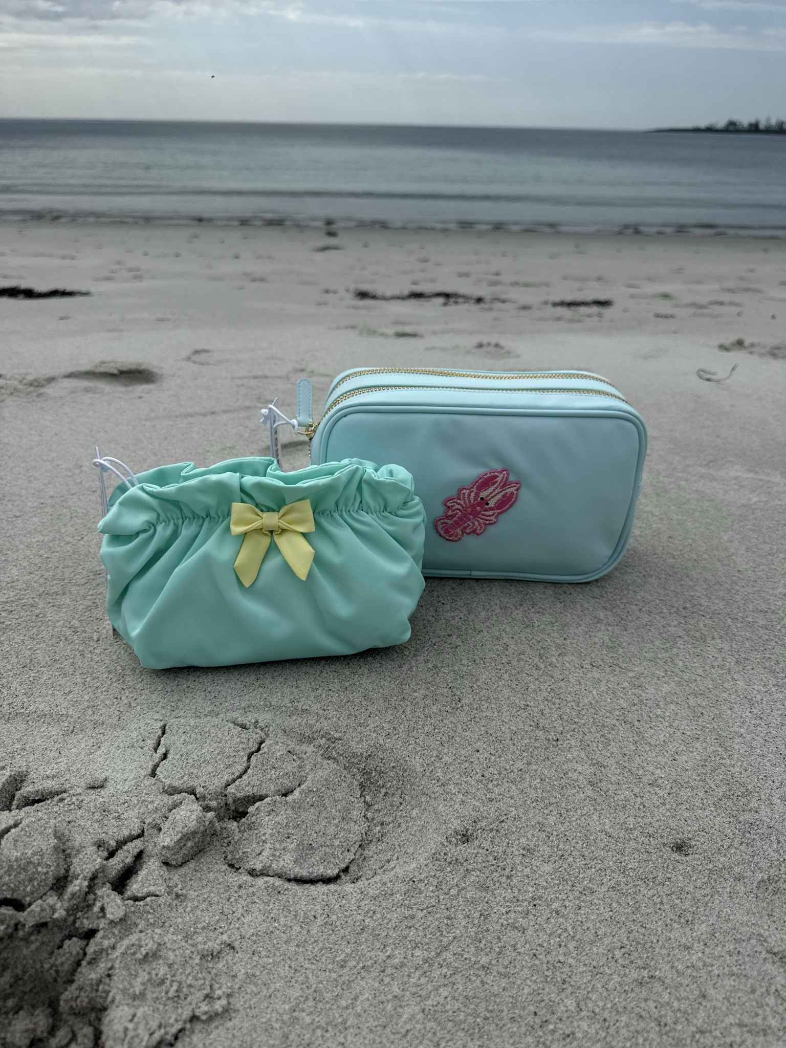 These make-up bags from Stoney Clover field are a favorite and great for holding make-up and toiletries. 

#LTKPetite #LTKBeauty #LTKTravel