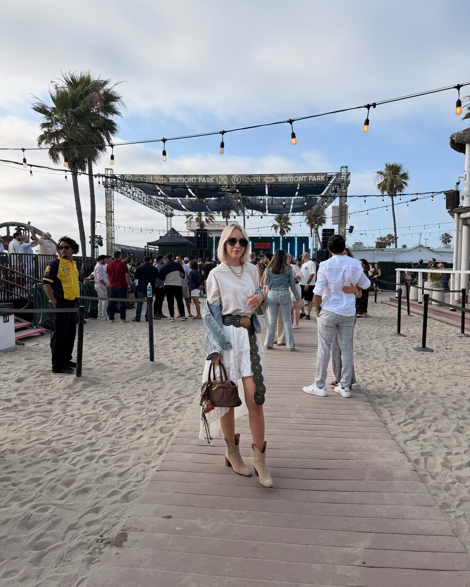 My most perfect festival outfit and I linked every single piece for you 🤎✨

#LTKstyletip #LTKfindsunder100 #LTKfestival #FestivalOutfit #FestivalFashion #FestivalStyle #BohoStyle #FestivalLooks #OutfitInspo #FestivalVibes #SummerFestival #FestivalDress #BohoFashion #FestivalOOTD #LTKfashion

#LTKdayinmylife #LTKTravel #LTKgrwm