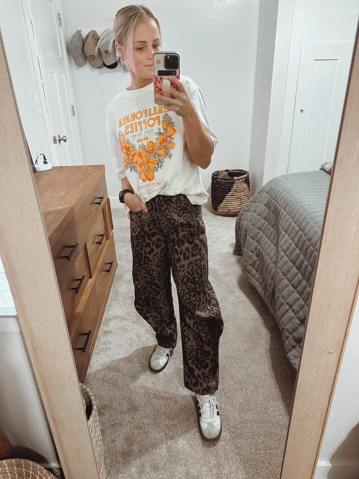 Cutest leopard barrel jeans! 

#LTKPetite #LTKBeauty #LTKSaleAlert