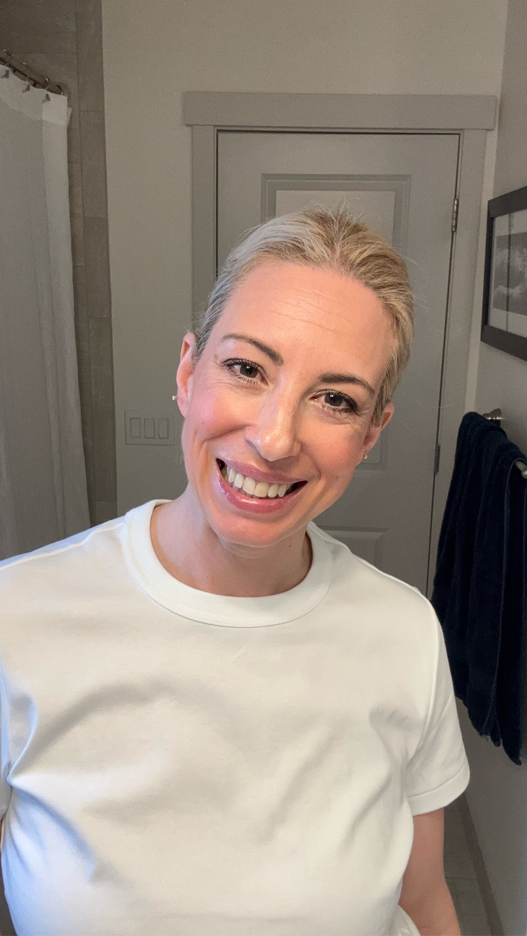 Morning eye makeup routine! 

Eye primer and mascara @Thrive Causemetics 
Eye shadow sticks (brocade and beam) @ilia
Eye lash curler @shuuemera



#LTKmorningroutine #LTKmomlife #LTKBeauty