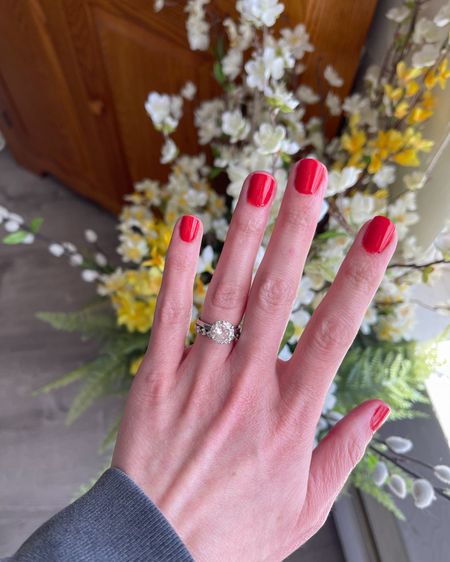 The perfect orangey-red nail polish for spring and summer 

#LTKbeauty #LTKfindsunder50