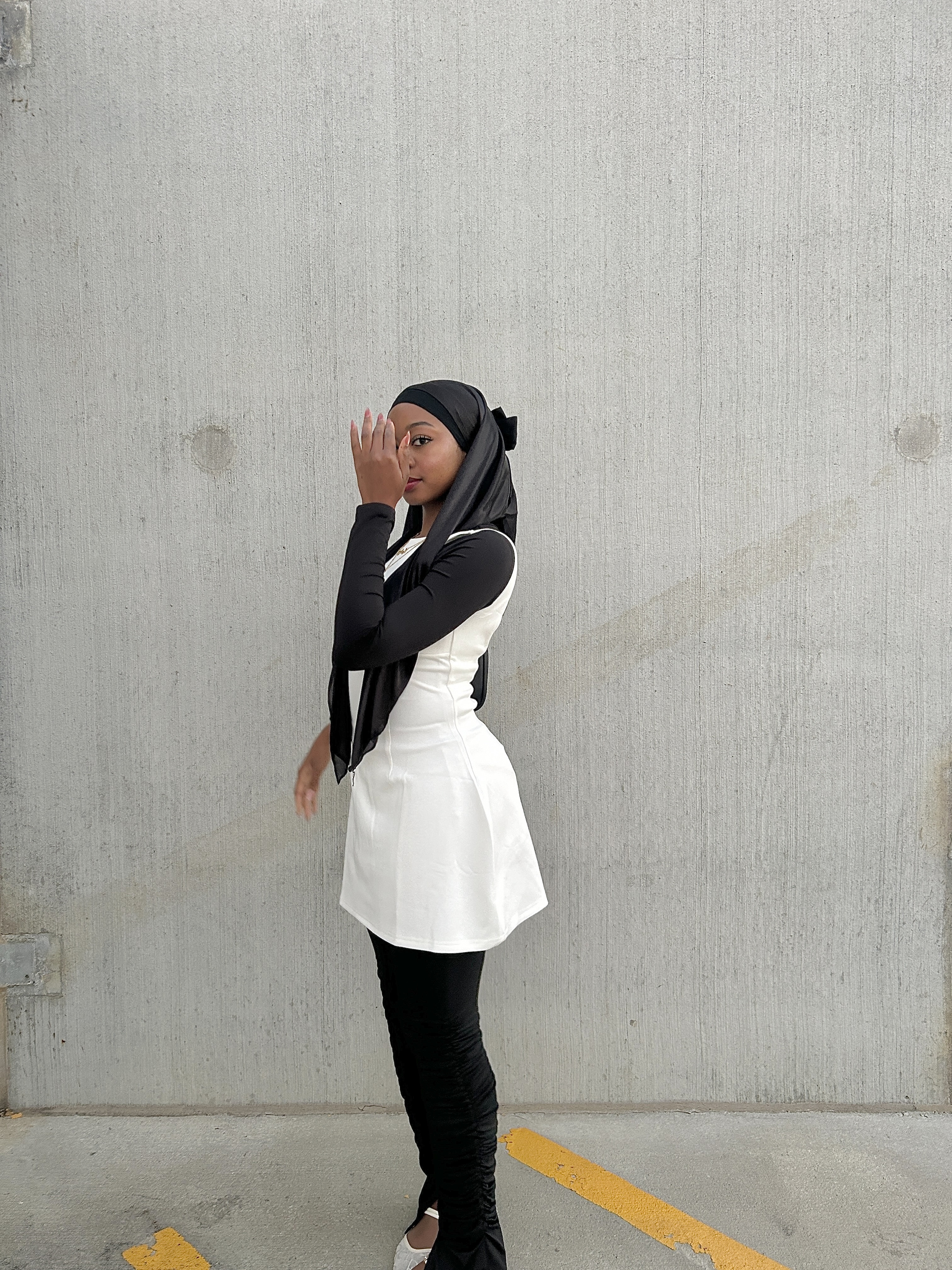 fashionable modest outfits 

hijab
modest fashion 
hijab outfit 
black and white modest outfit 
streetwear modest outfit 

#LTKFindsUnder100 #LTKBeauty #LTKFitness