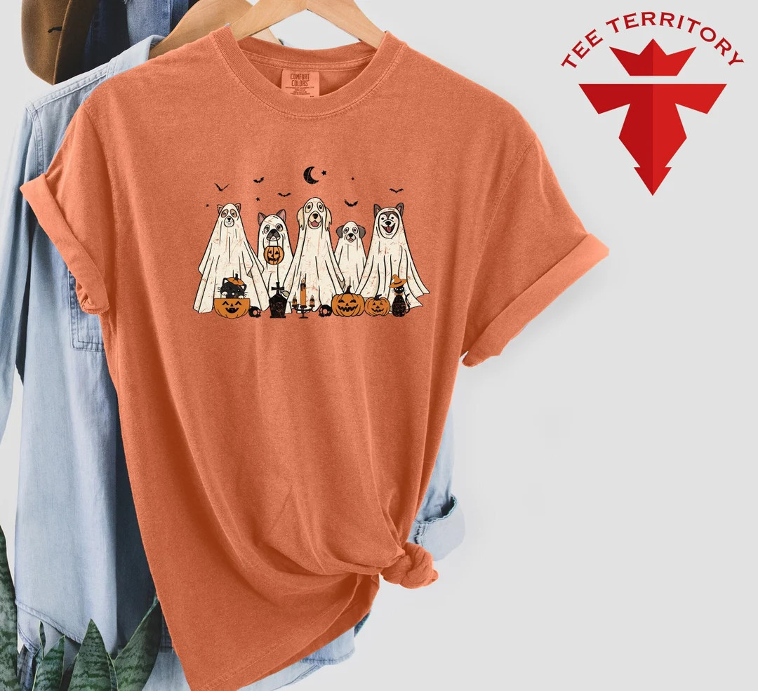Comfort Colors® Сute Ghost Dog T-shirt, Ghost Dog Tee, Dog Lovers Tshirt, Halloween Cute Shirt,... | Etsy (US)
