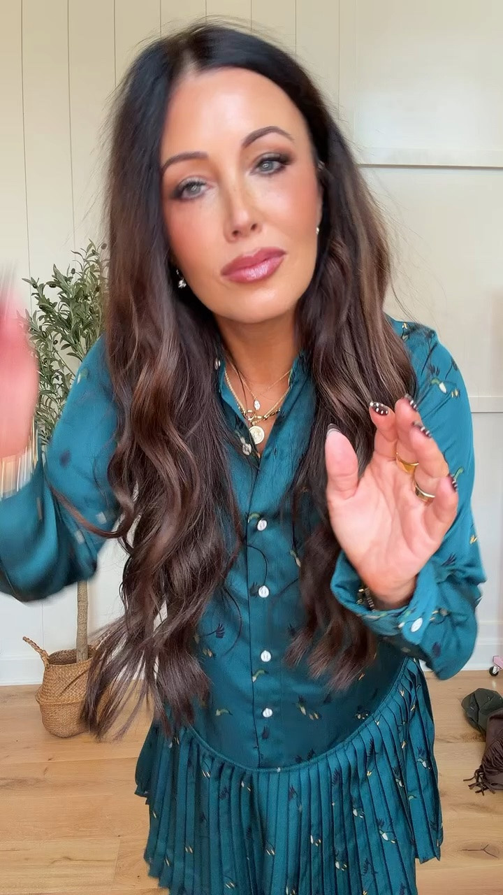 Walmart fall fashion is SO good right now! 🍂🤎 I found so many amazing new fall pieces—from cozy sweaters and cardigans to wide-leg jeans, cargo pants, fall dresses and easy everyday basics. These Walmart fall outfits are perfect for work, weekends, date nights, family pictures and everything in between. I linked all of my favorite affordable fall fashion finds in my Walmart Storefront!
#WalmartFashion #WalmartFinds #WalmartStyle #LTKFall #LTKFashion #FallFashion #FallOutfits #AffordableFashion #FallWardrobe #FallStyle #WalmartHaul #FallOutfitIdeas #SweaterWeather #WideLegJeans #FallDresses