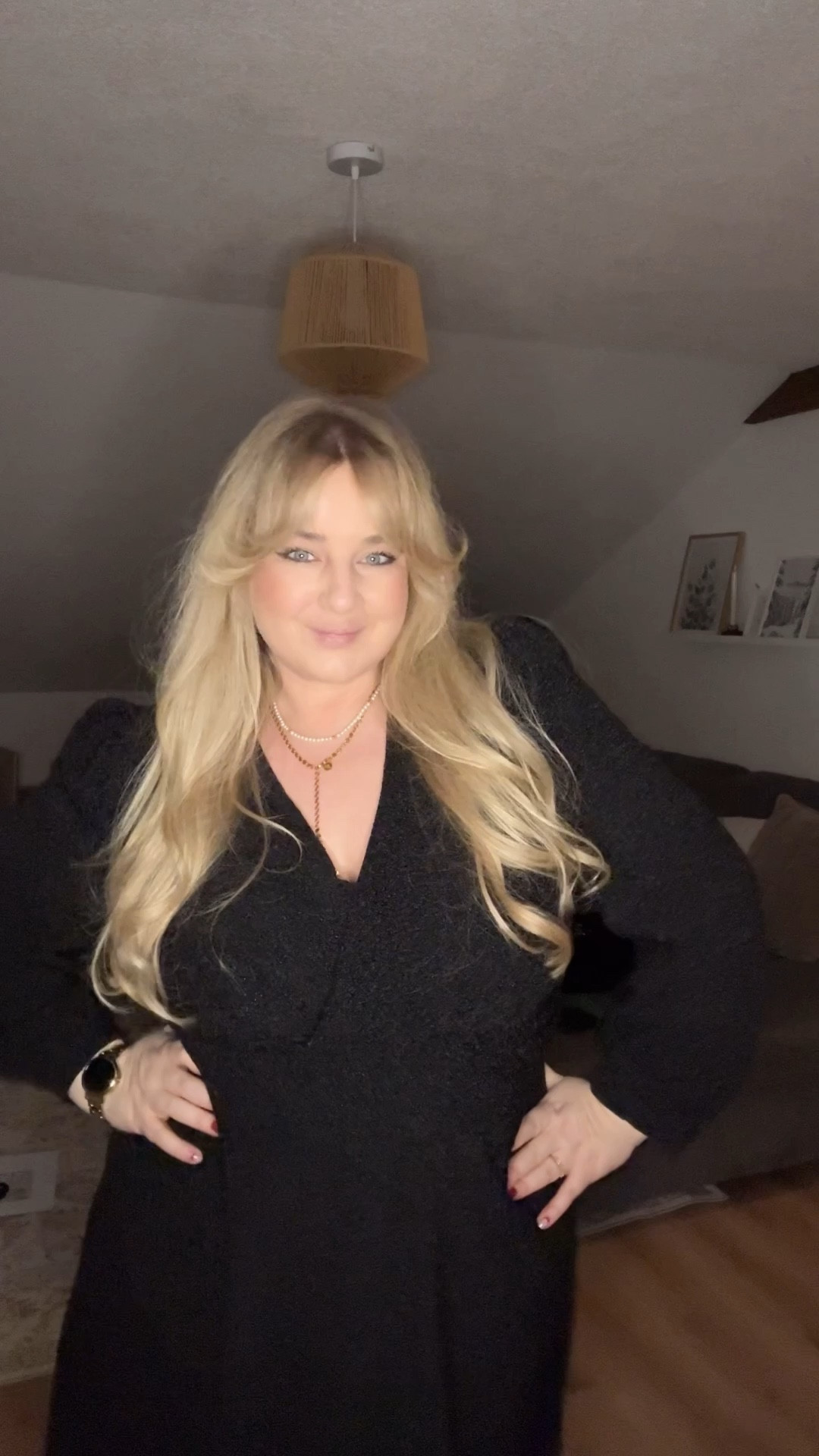 🖤🖤🖤

#kleider #glitzer #schwarzeskleid #plussizefashion 

#LTKstyletip #LTKkleider #LTKplussize