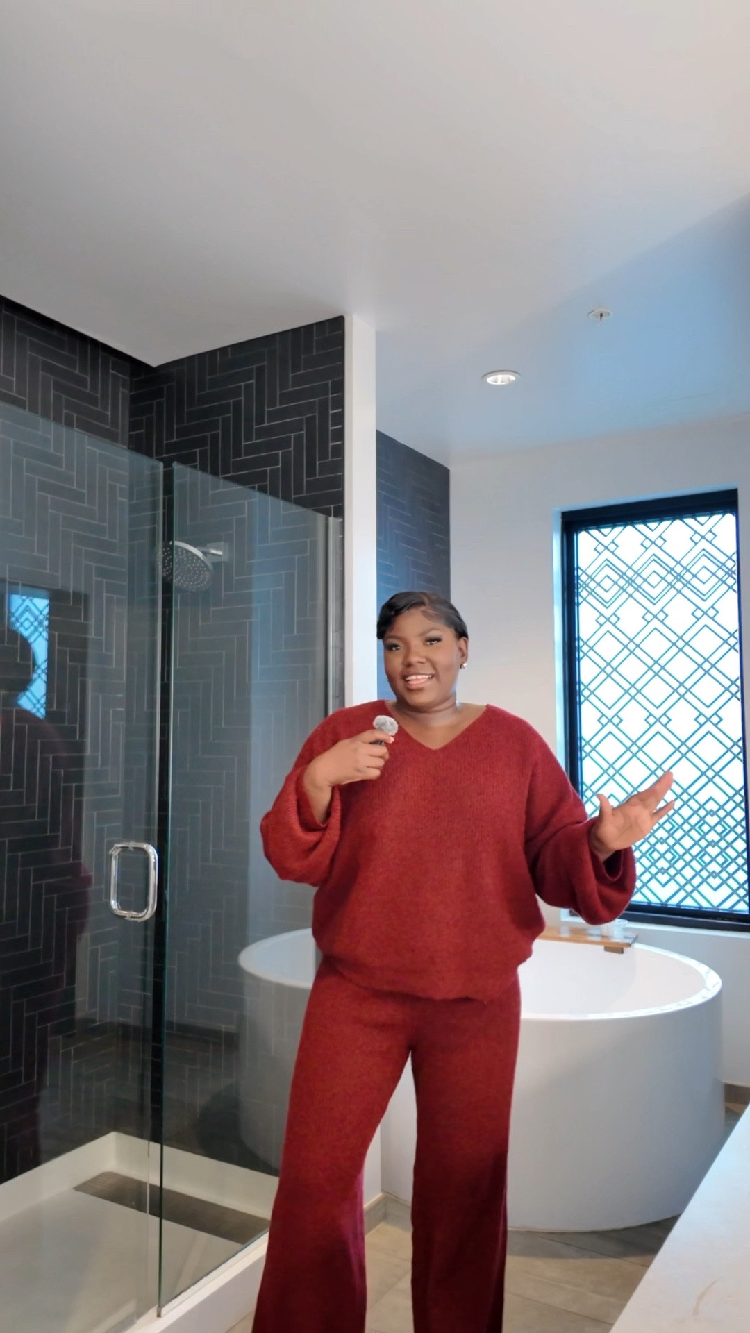 Loungewear

#LTKStyleTip #LTKMidsize