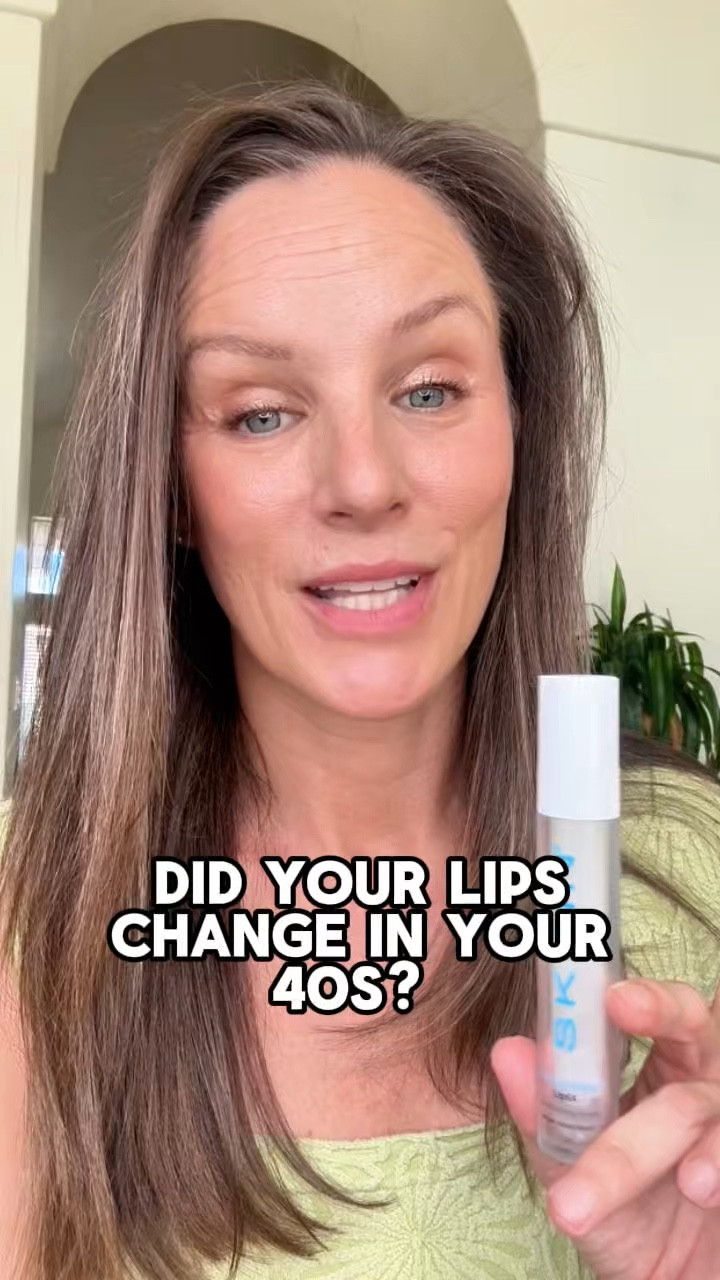 Skinn Cosmetics Lip6X is more than just a lip balm. With peptides designed to support lip volume and edge definition, it hydrates while helping lips look fuller and smoother.

#skinncosmetics #lip6x #lipserum #liptreatment 

#LTKBeauty #LTKOver40 #LTKgrwm