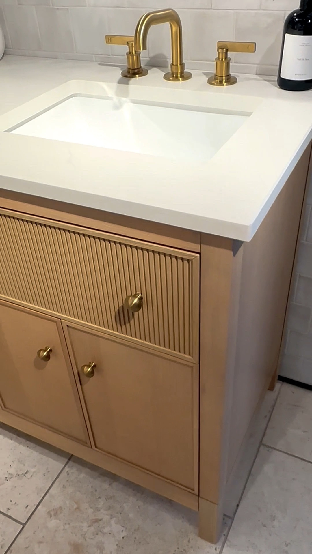 This was the one piece that made me stop today 🤍  

A double sink vanity in a warm oak finish —  
simple at first glance, but the detailing is everything.  

That perfect modern classic balance…  
where it feels current, but never goes out of style.  

If you’re thinking about updating a space,  
pieces like this make all the difference.  

Linked in my LTK ✨  

#bathroomvanity #doublesinkvanity #oakvanity #modernclassic #bathroomdesign #bathroominspo #interiordetails #woodfinish #neutralhome #timelessdesign #homedecor #designinspo #vanitydesign #bathroomstyle

#LTKHome #LTKMothersDay