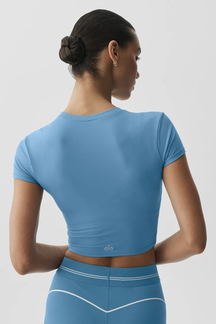 Alosoft Crop Finesse Short Sleeve | Alo Yoga
