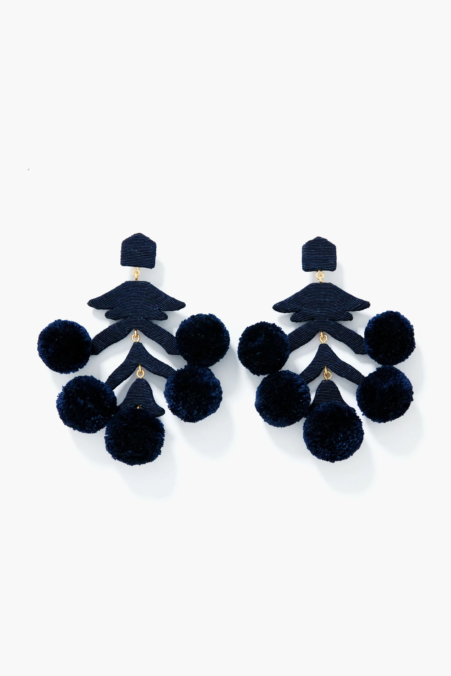 Magenta Jasmine Earrings | Tuckernuck (US)